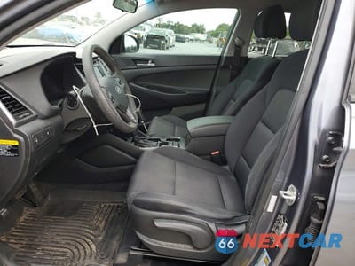 Zdjęcie 7 z 13 samochodu: 2017 HYUNDAI TUCSON SE VIN:KM8J23A40HU254678 - miniatura