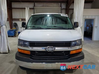 Piąte zdjęcie samochodu w środku: 2017 CHEVROLET EXPRESS G3500 LT VIN:1GAZGPFG9H1138764 - miniatura