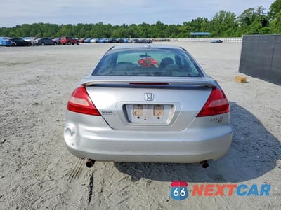 Zdjęcie 6 z 13 samochodu: 2004 HONDA ACCORD EX VIN:1HGCM82644A000814 - miniatura