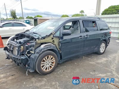 2015 TOYOTA SIENNA XLE PREMIUM 8-PASSENGER 5TDYK3DC5FS689915 - główne zdjęcie licytacji z USA - miniatura