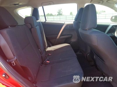 Zdjęcie 11 z 13 samochodu: 2017 TOYOTA RAV4 LE VIN:JTMZFREV0HJ121163 - miniatura