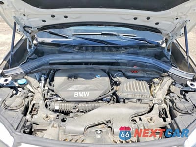 Zdjęcie 11 z 12 samochodu: 2019 BMW X1 XDRIVE28I VIN:WBXHT3C59K3H34405 - miniatura