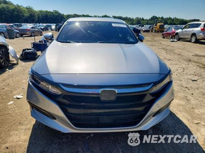 Piąte zdjęcie samochodu w środku: 2019 HONDA ACCORD VIN:1HGCV1F35KA176269 - miniatura