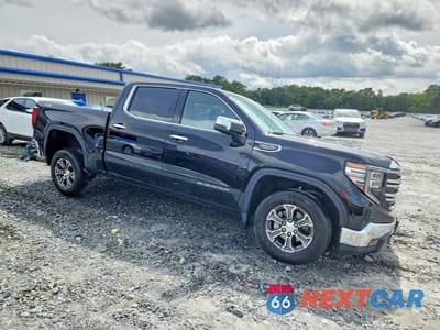 Czwarte zdjęcie samochodu z boku: 2025 GMC SIERRA K1500 SLT VIN:1GTUUDED4SZ257394 - miniatura