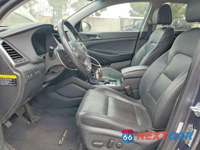 Zdjęcie 7 z 13 samochodu: 2017 HYUNDAI TUCSON LIMITED VIN:KM8J33A29HU413953 - miniatura