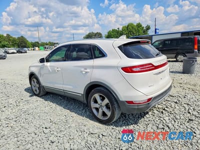 Drugie zdjęcie samochodu z przodu: 2018 LINCOLN MKC PREMIERE VIN:5LMCJ1C95JUL14837 - miniatura