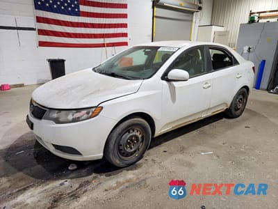 2011 KIA FORTE LX KNAFT4A28B5382936 - główne zdjęcie licytacji z USA - miniatura