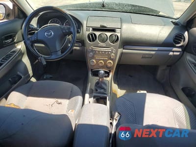 Zdjęcie 8 z 12 samochodu: 2005 MAZDA 6 S VIN:1YVHP84D555M77411 - miniatura