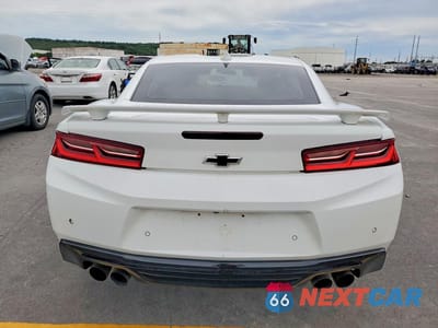 Zdjęcie 6 z 12 samochodu: 2017 CHEVROLET CAMARO SS VIN:1G1FH1R73H0132411 - miniatura
