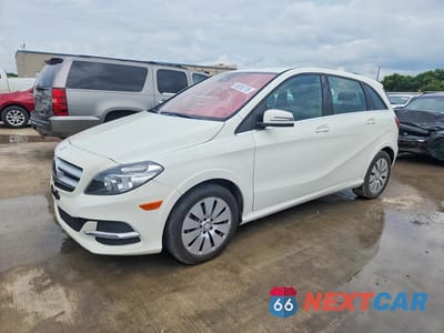 2017 MERCEDES-BENZ B 250E WDDVP9AB4HJ015022 - główne zdjęcie licytacji z USA - miniatura
