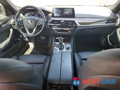 Zdjęcie 8 z 13 samochodu: 2019 BMW 530 I VIN:WBAJA5C51KWW07706 - miniatura