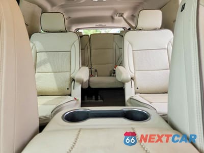 Zdjęcie 10 z 13 samochodu: 2022 GMC YUKON XL VIN:1GKS2JKL4NR158459 - miniatura