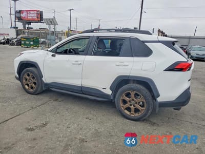 Drugie zdjęcie samochodu z przodu: 2023 TOYOTA RAV4 WOODLAND EDITION VIN:2T3UWRFV1PW160949 - miniatura