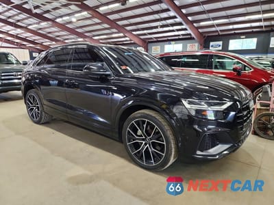 Czwarte zdjęcie samochodu z boku: 2019 AUDI Q8 PROGRESSIV S-LINE VIN:WA1DVAF11KD028727 - miniatura
