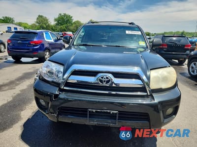 Piąte zdjęcie samochodu w środku: 2007 TOYOTA 4RUNNER SR5 VIN:JTEBU14R278079013 - miniatura