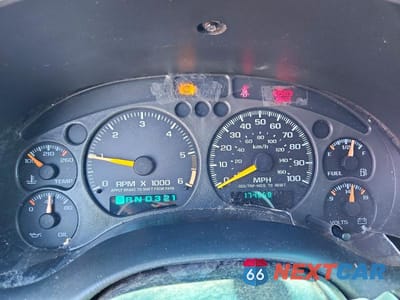 Zdjęcie 9 z 13 samochodu: 2001 CHEVROLET BLAZER VIN:1GNDT13W712196174 - miniatura