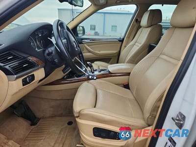 Zdjęcie 7 z 13 samochodu: 2013 BMW X5 XDRIVE35I VIN:5UXZV4C56DL993319 - miniatura