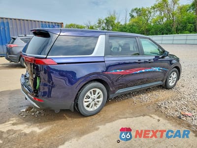 Trzecie zdjęcie samochodu z tyłu: 2024 KIA CARNIVAL LX VIN:KNDNB4H30R6392493 - miniatura
