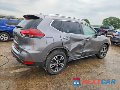 Trzecie zdjęcie samochodu z tyłu: 2020 NISSAN ROGUE SV VIN:JN8AT2MV0LW119007 - miniatura