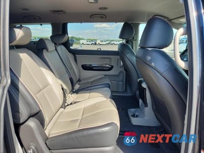 Zdjęcie 11 z 13 samochodu: 2017 KIA SEDONA EX VIN:KNDMC5C17H6263492 - miniatura