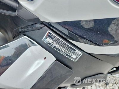 Zdjęcie 8 z 8 samochodu: 2026 HONDA CBR1000 RR VIN:JH2SC7711TK900624 - miniatura