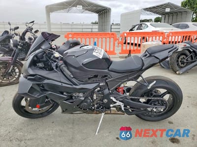 Trzecie zdjęcie samochodu z tyłu: 2025 BMW S 1000 RR VIN:WB10P2308S6L33014 - miniatura