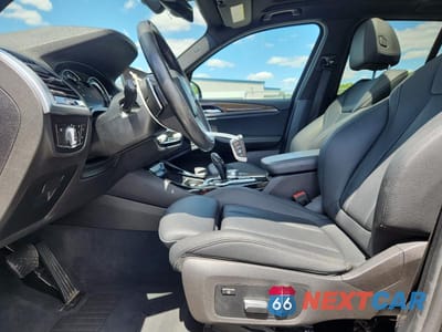 Zdjęcie 7 z 13 samochodu: 2019 BMW X3 XDRIVE30I VIN:5UXTR9C54KLP77702 - miniatura