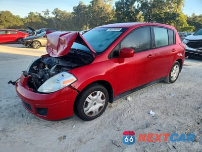 2011 NISSAN VERSA 1.8 S 3N1BC1CP2BL402349 - główne zdjęcie licytacji z USA - miniatura