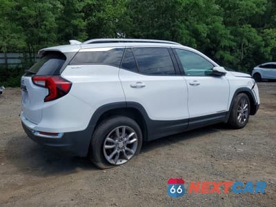 Trzecie zdjęcie samochodu z tyłu: 2022 GMC TERRAIN SLT VIN:3GKALPEV8NL180397 - miniatura