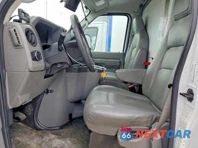 Zdjęcie 7 z 12 samochodu: 2023 FORD E350 REFRIGERATED BOX TRUCK VIN:1FDWE3FK5PDD09760 - miniatura