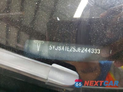 Zdjęcie 12 z 12 samochodu: 2018 TESLA MODEL S VIN:5YJSA1E25JF244333 - miniatura