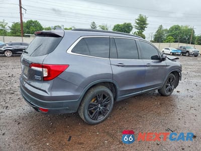 Trzecie zdjęcie samochodu z tyłu: 2022 HONDA PILOT SE VIN:5FNYF6H29NB055680 - miniatura