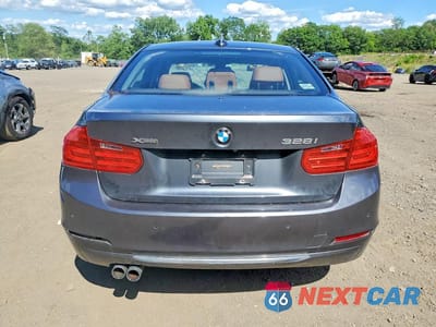 Zdjęcie 6 z 12 samochodu: 2015 BMW 328 XI SULEV VIN:WBA3B5G59FNS20185 - miniatura