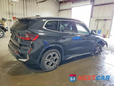 Trzecie zdjęcie samochodu z tyłu: 2024 BMW X1 XDRIVE28I VIN:WBX73EF08R5Z12159 - miniatura