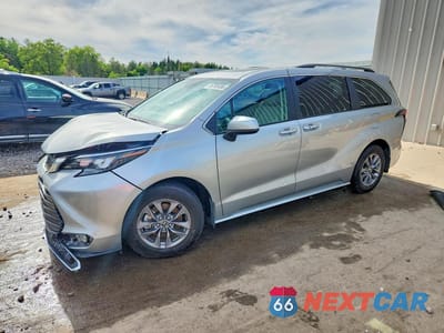 2024 TOYOTA SIENNA XLE 7-PASSENGER 5TDYSKFC0RS118697 - główne zdjęcie licytacji z USA - miniatura