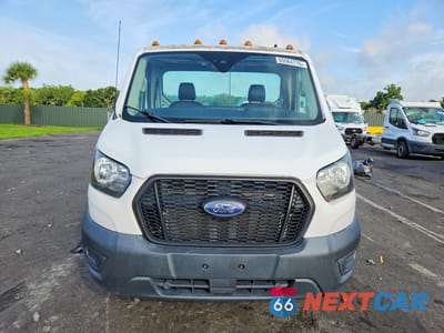 Piąte zdjęcie samochodu w środku: 2020 FORD TRANSIT T-350 VIN:1FDBW5Z80LKB52491 - miniatura