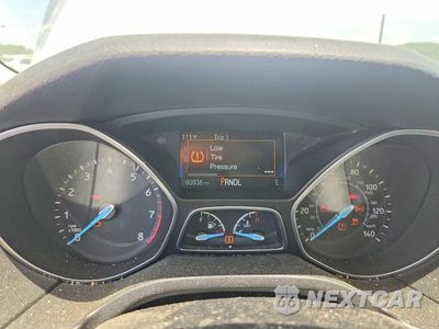 Zdjęcie 9 z 12 samochodu: 2018 FORD FOCUS SE VIN:1FADP3F22JL250398 - miniatura