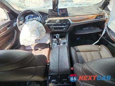 Zdjęcie 8 z 12 samochodu: 2018 BMW 540 XI VIN:WBAJE7C58JWC56570 - miniatura