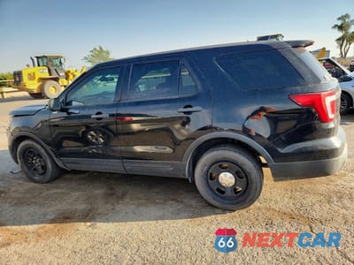 Drugie zdjęcie samochodu z przodu: 2016 FORD EXPLORER POLICE INTERCEPTOR VIN:1FM5K8ATXGGB73755 - miniatura