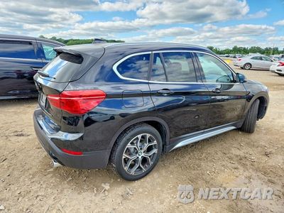 Trzecie zdjęcie samochodu z tyłu: 2021 BMW X1 XDRIVE28I VIN:WBXJG9C02M5T60611 - miniatura