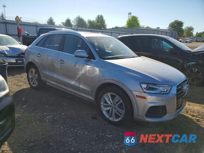 Czwarte zdjęcie samochodu z boku: 2016 AUDI Q3 PREMIUM PLUS VIN:WA1EFCFS5GR015494 - miniatura