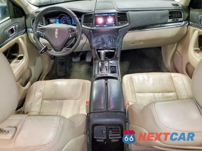 Zdjęcie 8 z 12 samochodu: 2013 LINCOLN MKS VIN:1LNHL9FT4DG610301 - miniatura