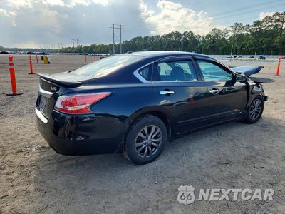 Piąte zdjęcie samochodu w środku: 2015 NISSAN ALTIMA 2.5 S VIN:1N4AL3AP9FC428610 - miniatura