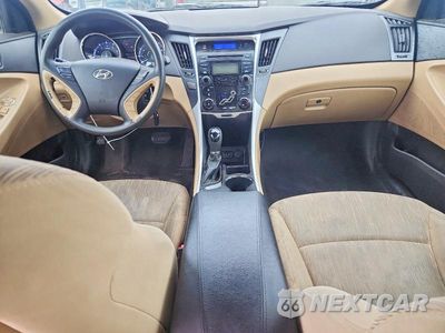 Zdjęcie 8 z 12 samochodu: 2012 HYUNDAI SONATA GLS VIN:5NPEB4AC6CH333746 - miniatura