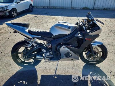 2003 YAMAHA YZFR6 L JYARJ06E93A007496 - główne zdjęcie licytacji z USA - miniatura