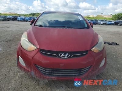 Piąte zdjęcie samochodu w środku: 2013 HYUNDAI ELANTRA LIMITED VIN:KMHDH4AE4DU507330 - miniatura