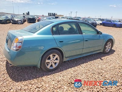 Trzecie zdjęcie samochodu z tyłu: 2003 NISSAN ALTIMA 2.5 S VIN:1N4AL11E43C228944 - miniatura