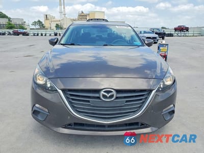 Piąte zdjęcie samochodu w środku: 2015 MAZDA 3 SPORT VIN:3MZBM1U78FM153402 - miniatura