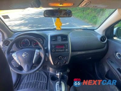 Zdjęcie 9 z 12 samochodu: 2018 NISSAN VERSA SV VIN:3N1CN7AP0JL853962 - miniatura