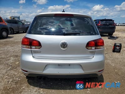 Zdjęcie 6 z 12 samochodu: 2014 VOLKSWAGEN GOLF VIN:WVWDM7AJ4EW007401 - miniatura